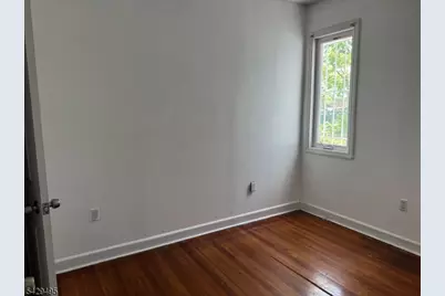 45 Ogden St, Newark, NJ 07104 - Photo 9