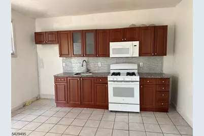 45 Ogden St, Newark, NJ 07104 - Photo 13