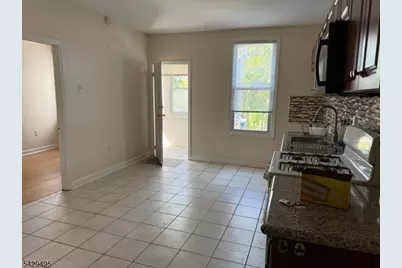 45 Ogden St, Newark, NJ 07104 - Photo 25