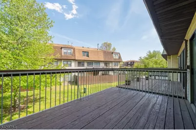 1401 N Oaks Blvd, North Brunswick Township, NJ 08902 - Photo 11