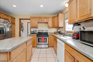 9 Carriage Ln, Hardyston Township, NJ 07419 - Photo 25