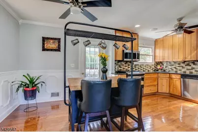 208 Perry St, Rockaway Township, NJ 07801 - Photo 13