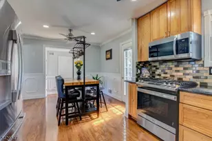 208 Perry St, Rockaway Township, NJ 07801 - Photo 11