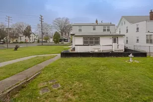 1709 Lawrence St, Rahway, NJ 07065 - Photo 21