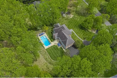 5 Chilton Rd, Chester, NJ 07930 - Photo 5