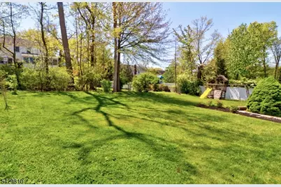 96 Lessing Rd, West Orange Township, NJ 07052 - Photo 25