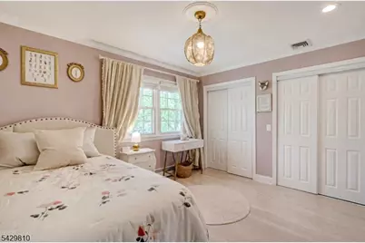 96 Lessing Rd, West Orange Township, NJ 07052 - Photo 17