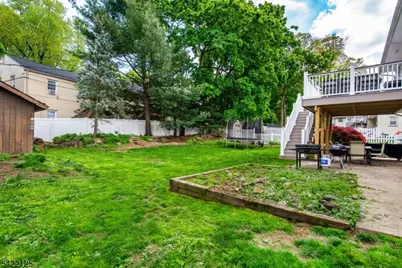 14 Villa Rd, Little Falls Township, NJ 07424 - Photo 17