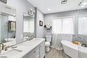 15 Roosevelt Ave, Berkeley Heights Township, NJ 07922 - Photo 17