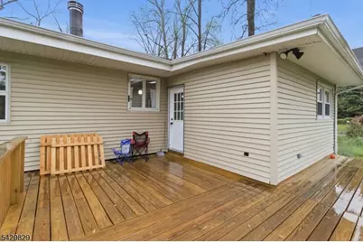 912 E Walnut Dr, Stillwater, NJ 07860 - Photo 15