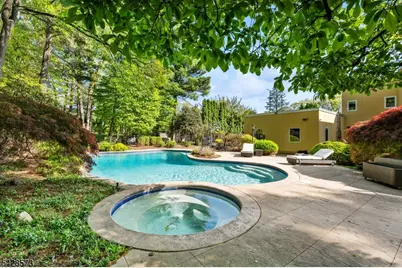 37 Hemlock Rd, Livingston, NJ 07039 - Photo 47
