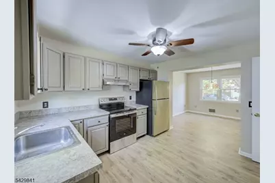 65 S Reading St, Manville, NJ 08835 - Photo 11