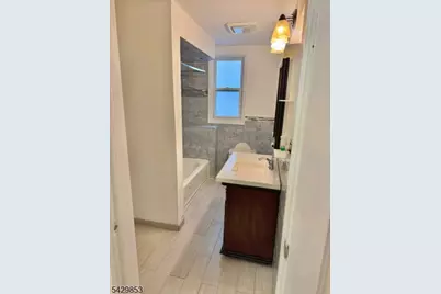 383 Dakota St, Paterson, NJ 07503 - Photo 5