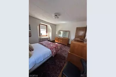 1075 Thomas St, Hillside, NJ 07205 - Photo 15