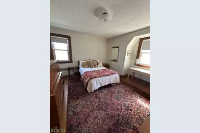 1075 Thomas St, Hillside, NJ 07205 - Photo 13