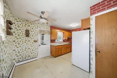 49 Heather Hills Dr, Jefferson Township, NJ 07438 - Photo 9