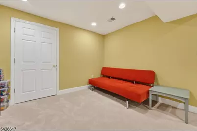 124 York Dr, Montgomery Township, NJ 08540 - Photo 23