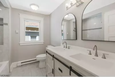 219 Lincoln Ave, Dunellen, NJ 08812 - Photo 11