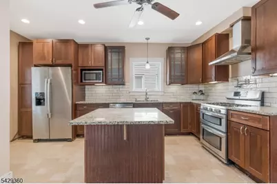 219 Lincoln Ave, Dunellen, NJ 08812 - Photo 7