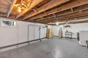 613 Maplewood Ave, Roselle Park, NJ 07204 - Photo 25