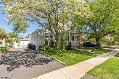613 Maplewood Ave, Roselle Park, NJ 07204 - Photo 35