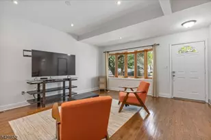 613 Maplewood Ave, Roselle Park, NJ 07204 - Photo 3