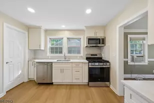 121 Meisel Ave, Springfield, NJ 07081 - Photo 9