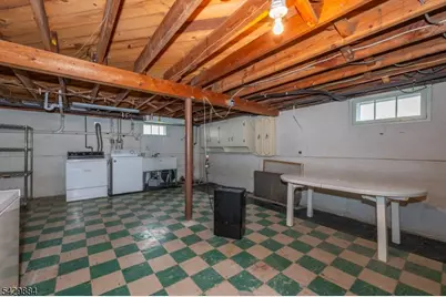 1045 Preakness Ave, Wayne, NJ 07470 - Photo 19