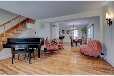 13 Hazel Ave, Livingston, NJ 07039 - Photo 3