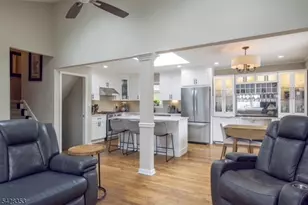 33 Marudy Dr, Clinton, NJ 08809 - Photo 7