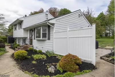 33 Marudy Dr, Clinton, NJ 08809 - Photo 3