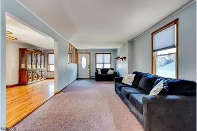 61 Yale St, Nutley, NJ 07110 - Photo 9