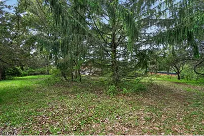 1 Mountain View Ct, Clinton Township, NJ 08833 - Photo 27