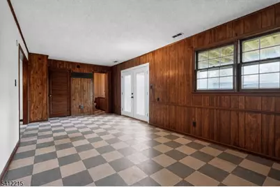 1 Mountain View Ct, Clinton Township, NJ 08833 - Photo 11