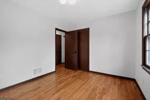 1 Mountain View Ct, Clinton Township, NJ 08833 - Photo 19