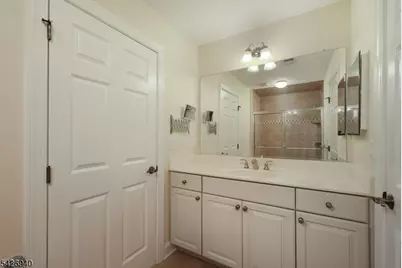 84 Bedford Dr, Montgomery Township, NJ 08558 - Photo 29