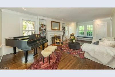 21 Fernwood Pl, Mountain Lakes, NJ 07046 - Photo 11