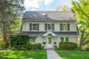 21 Fernwood Pl, Mountain Lakes, NJ 07046 - Photo 3