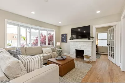 1046 Lorraine Ave, Union Township, NJ 07083 - Photo 5