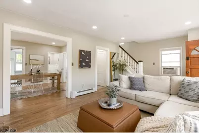 1046 Lorraine Ave, Union Township, NJ 07083 - Photo 7