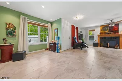 212 Westchester Ct #8, Union Township, NJ 07083 - Photo 5