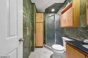 212 Westchester Ct, Union Township, NJ 07083 - Photo 19