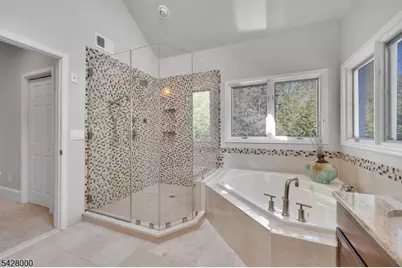 17 Elmwood Dr, Warren Township, NJ 07059 - Photo 17