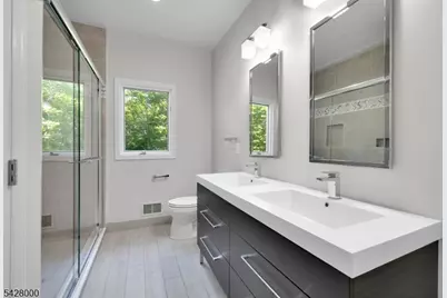 17 Elmwood Dr, Warren Township, NJ 07059 - Photo 19