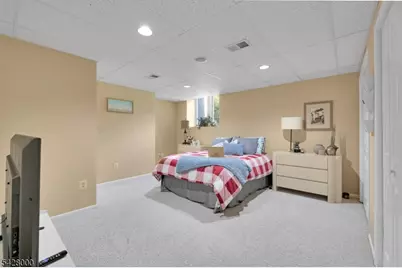 17 Elmwood Dr, Warren Township, NJ 07059 - Photo 25