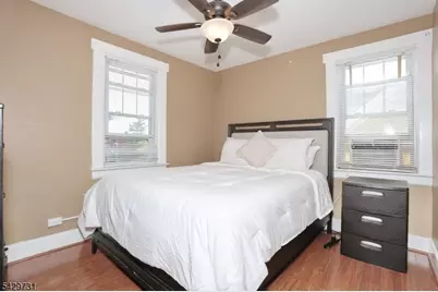 115 Lexington Ave, Bloomfield, NJ 07003 - Photo 17