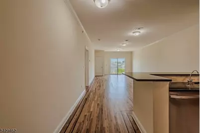 29-31 Freeman St #D-2, Newark, NJ 07105 - Photo 5