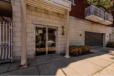 29-31 Freeman St #D-2, Newark, NJ 07105 - Photo 25