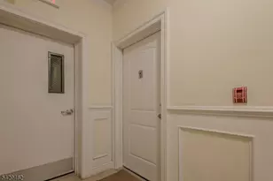 29-31 Freeman St, Newark, NJ 07105 - Photo 19