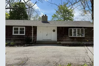 175 Highland Lakes Rd, Vernon, NJ 07422 - Photo 1